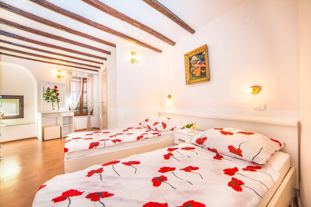 Apartments Dominik Rovinj Kültér fotó